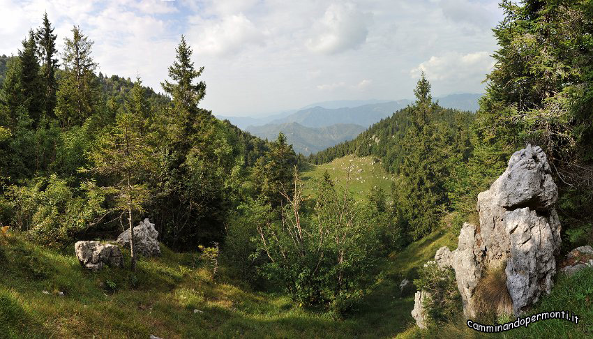 049 Periplo e vetta Monte Alben la Croce.jpg